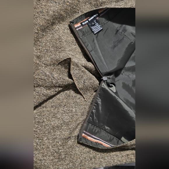 Club Monaco | Tweed Brown Ruffle-Hem Midi Skirt - Picture 4 of 6